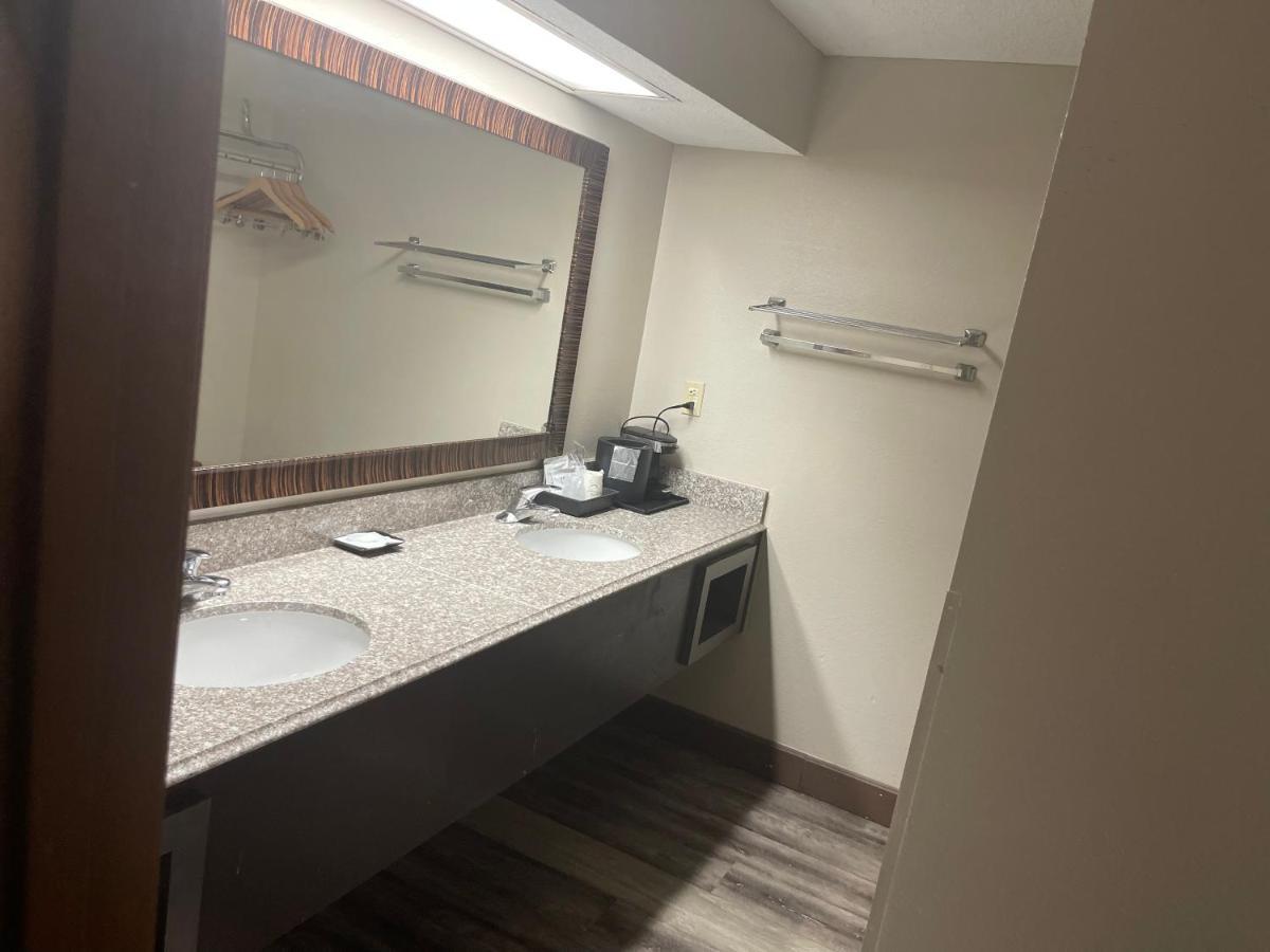 Royal Inn & Suites Mountain Grove Kültér fotó